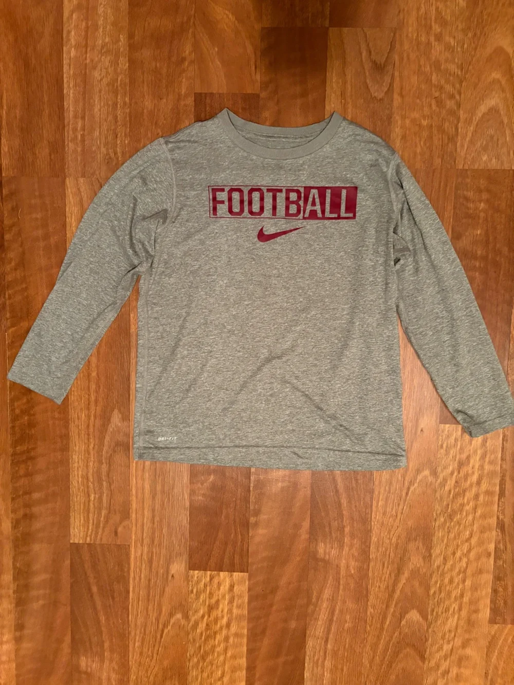 Nike Dri Fit Gray Long Sleeve Football Shirt Boys Medium 10/12